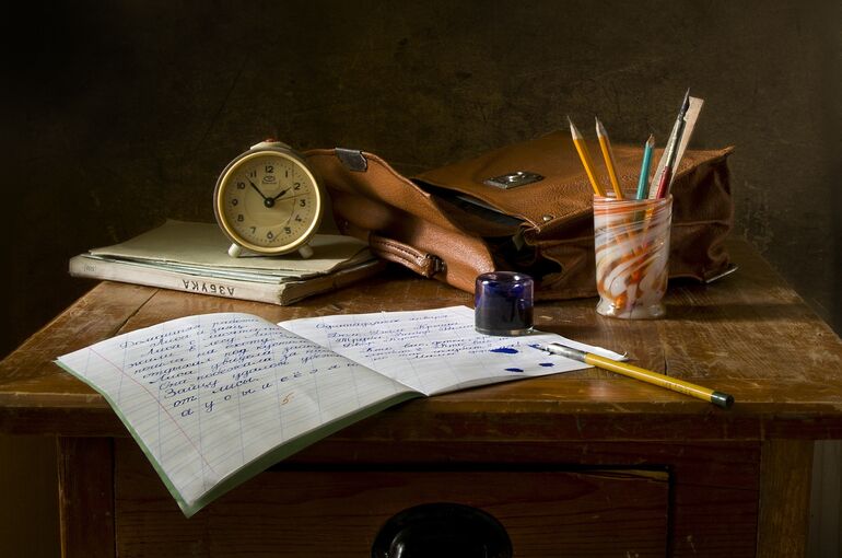 school-work-851328_1920